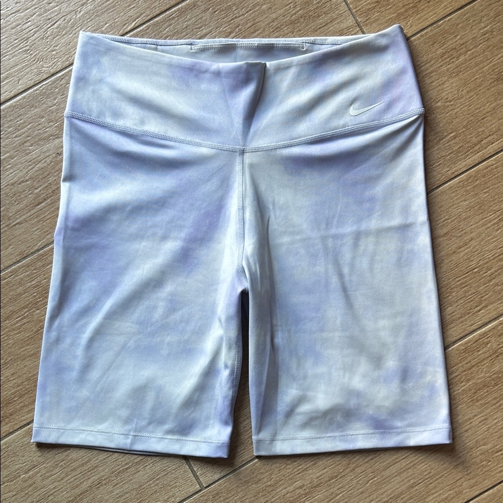 Nike Women's Biker Shorts